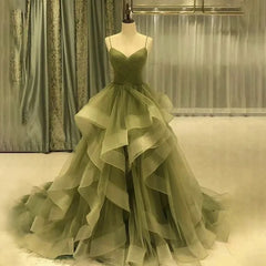 Elegant Long Sexy V-Neck Tiered Evening Dress