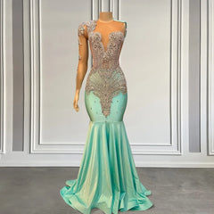 Elegant One-Sleeve Light Green Mermaid Prom Gown