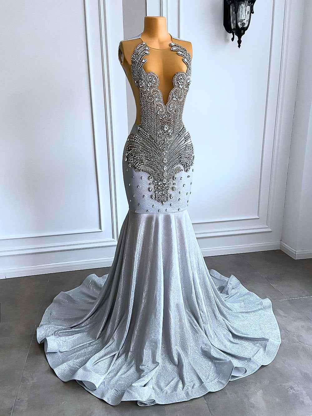 Exquisite Silver Luxury Mermaid Prom Dress with Diamond Accents