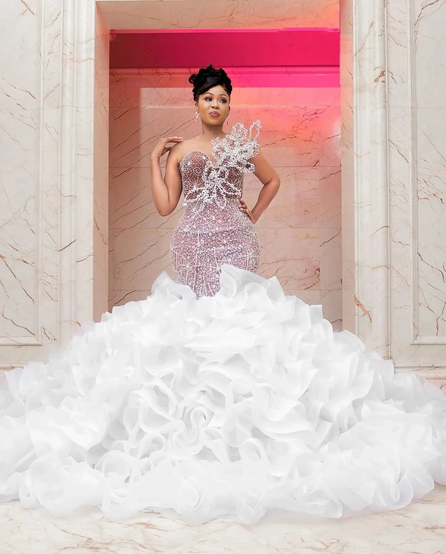 Gorgeous Mermaid Sweetheart Beaded Lace Wedding Dress with Detachable Train