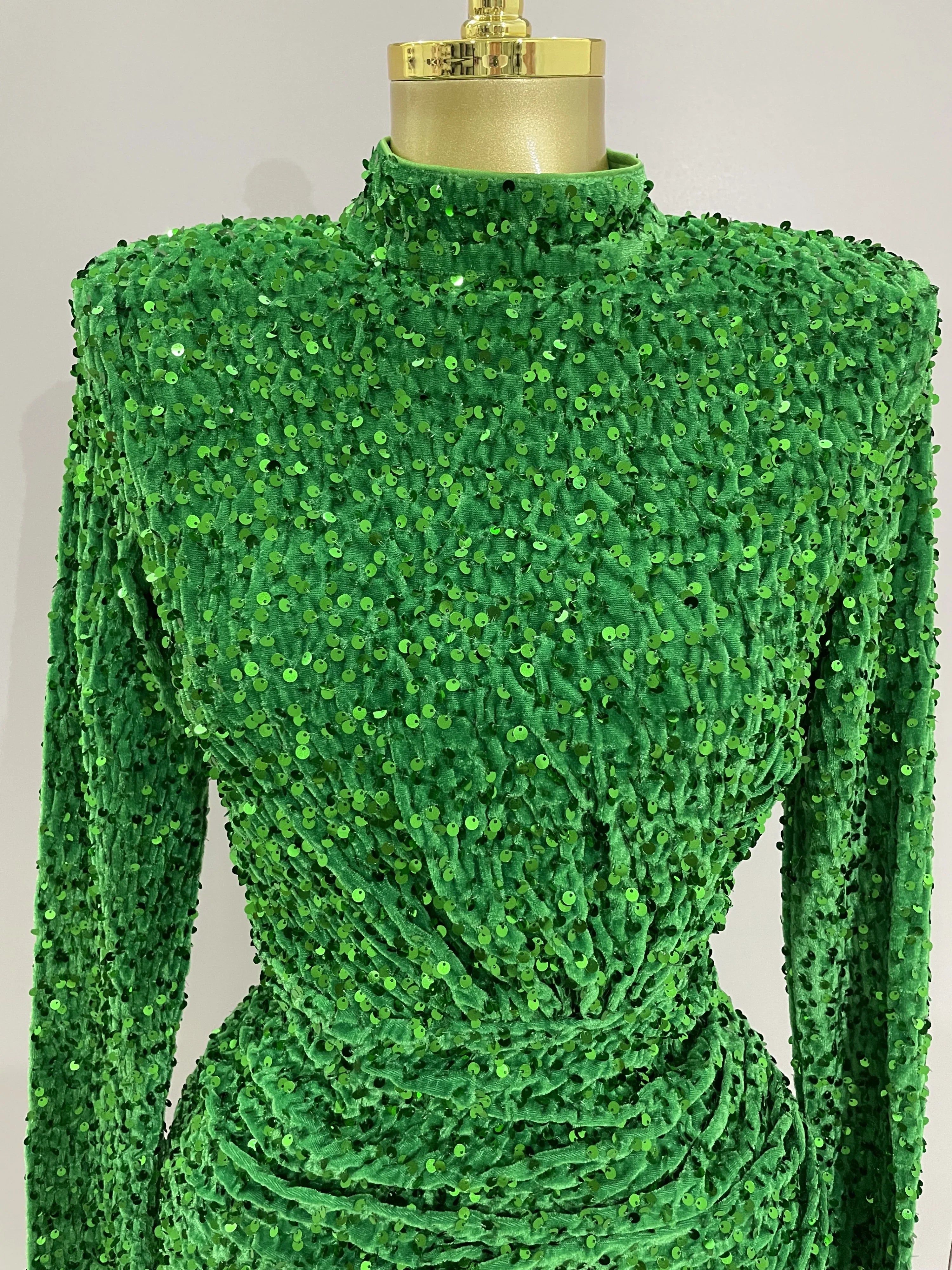 Ghee Sexy Shiny Green Sequin Long Sleeve Birthday Dress with Gloves