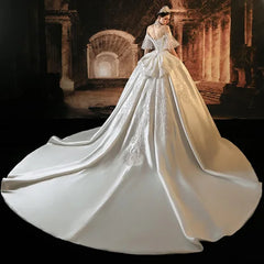 Elegant Satin Wedding Dress