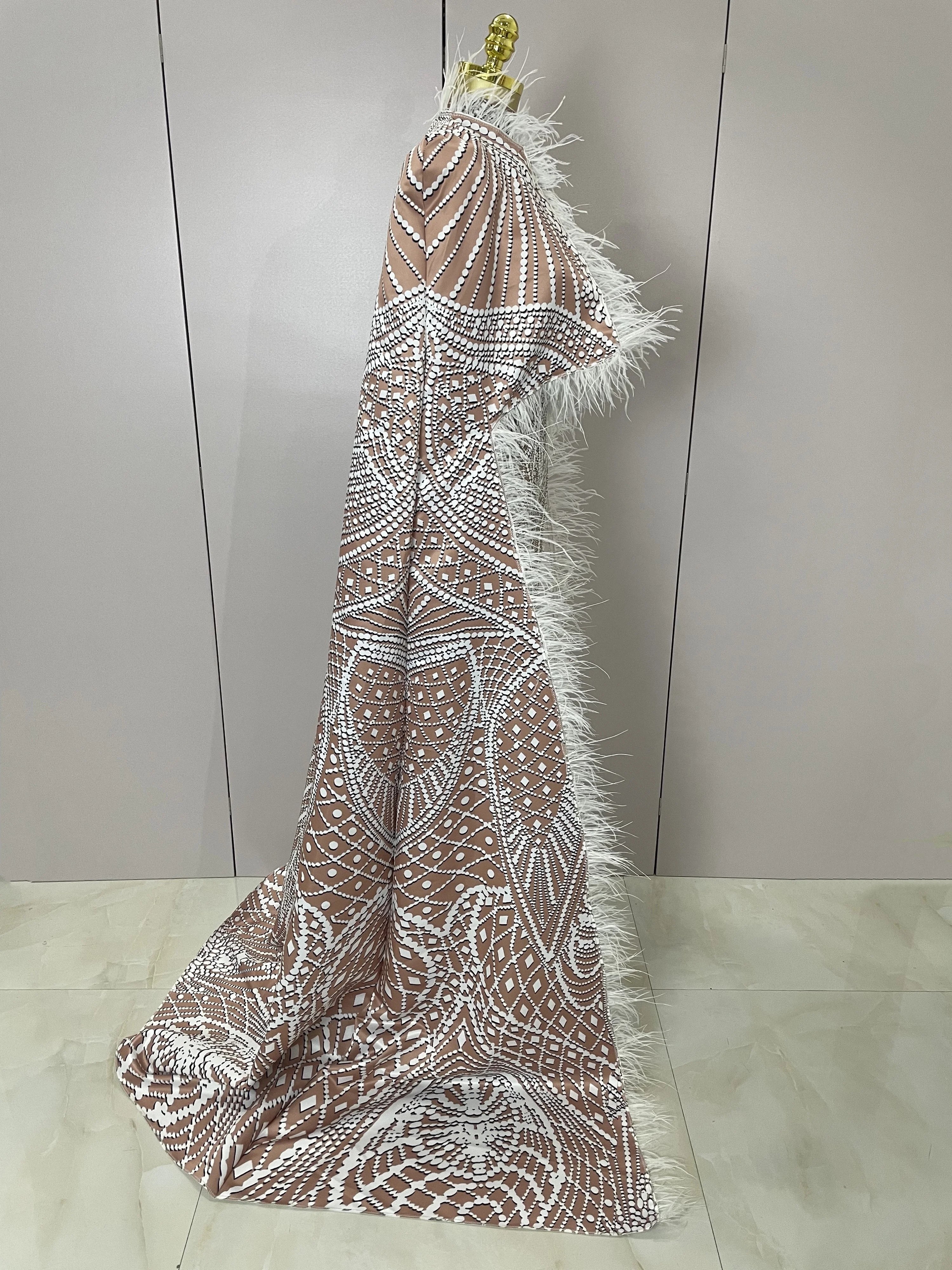 A'Rielle Feathers Cloak White Printing Sexy Sheath Jumpsuit