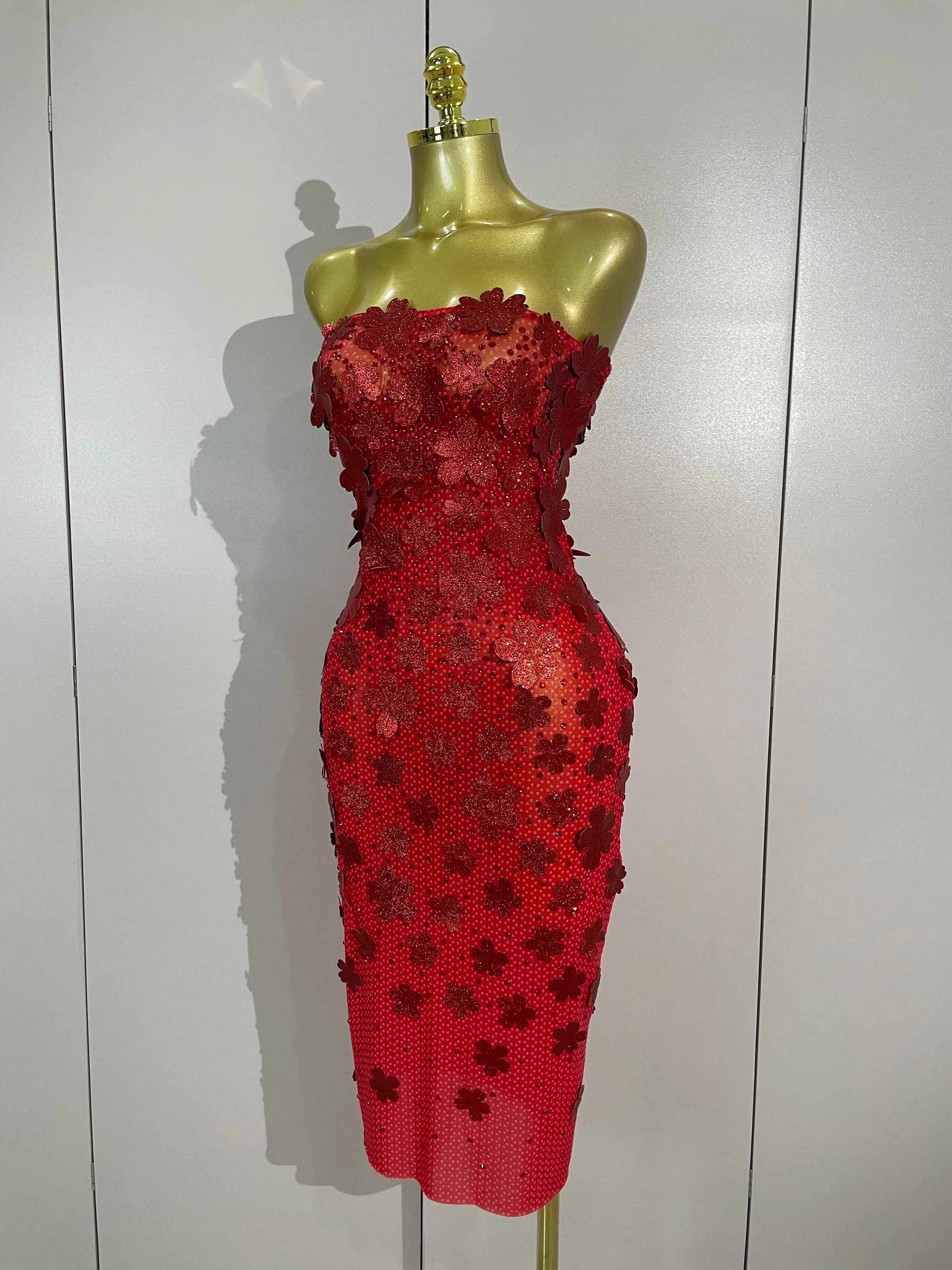 Emme Sequin Flower Diamond Strapless Mesh Dress