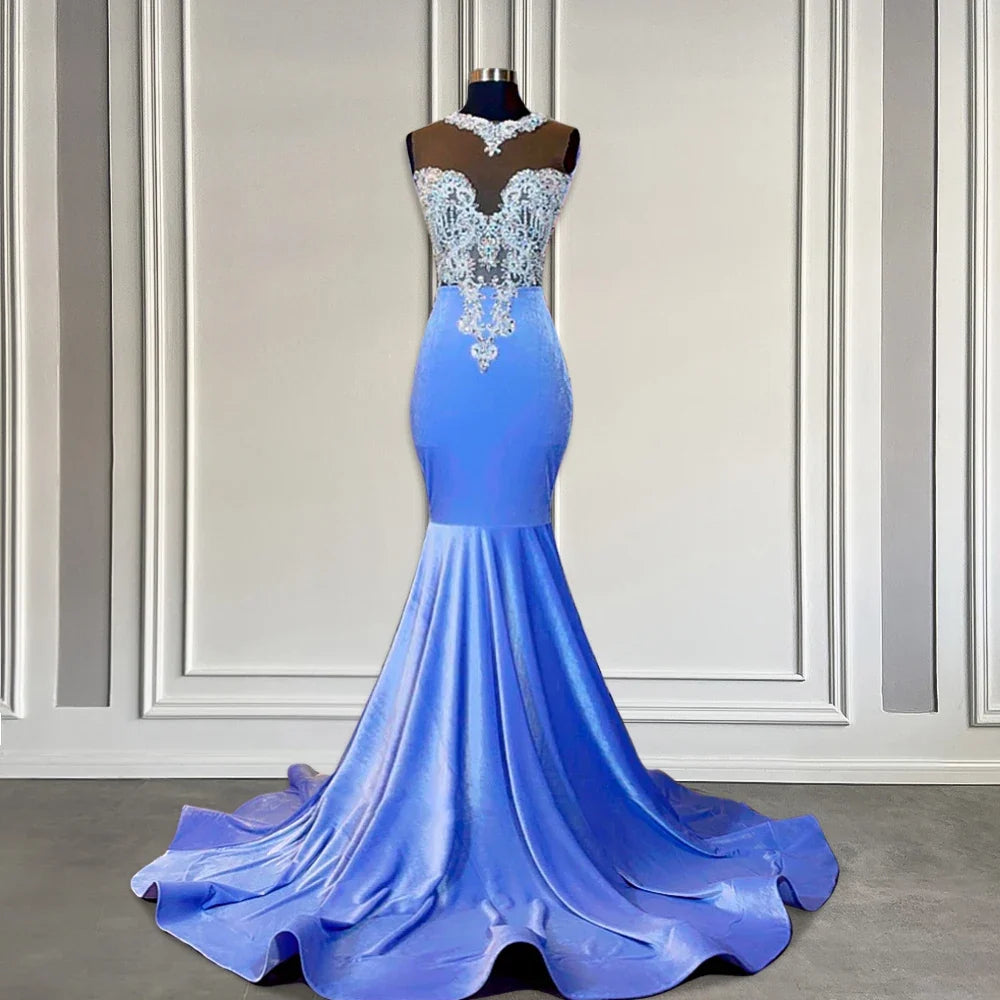 Elegant Sleeveless Mermaid Prom Dress with Silver Embroidery
