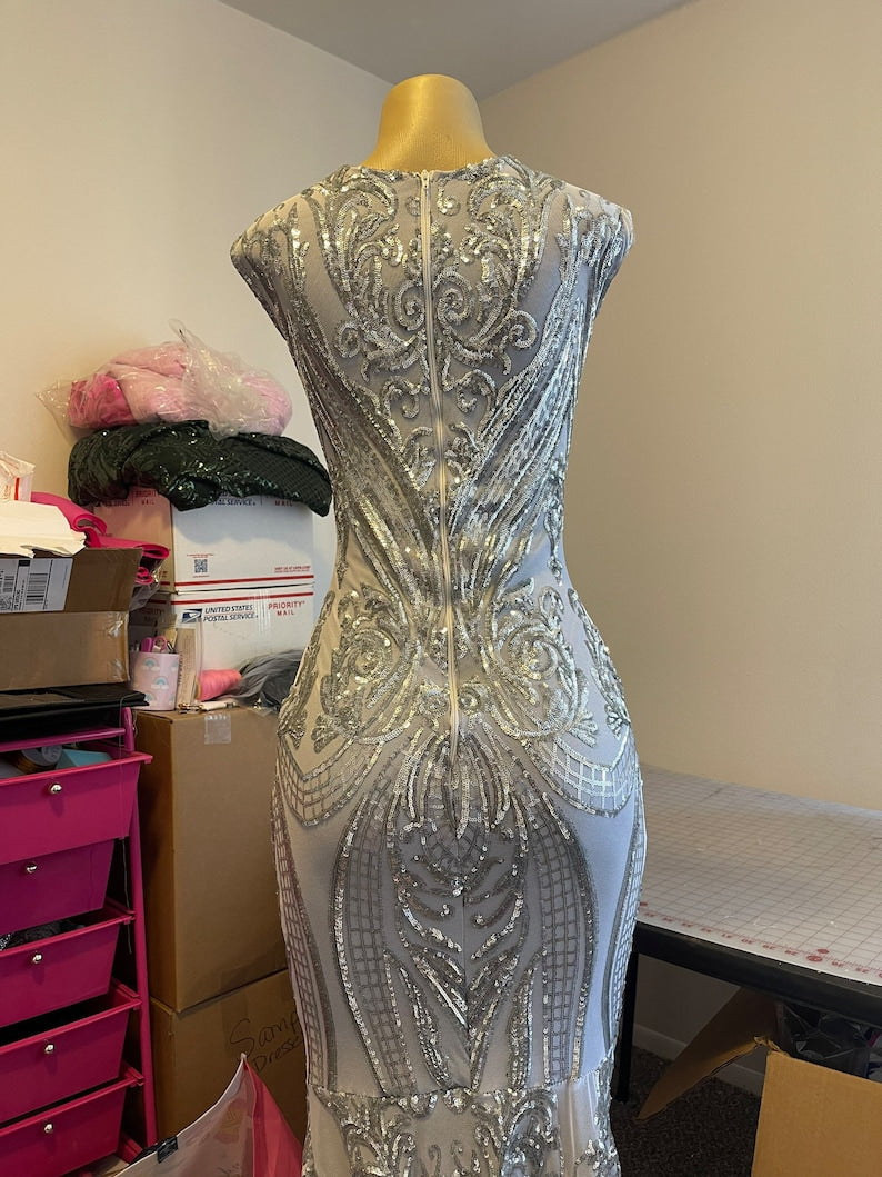 Crystal Beading Spaghetti Sequined Lace Prom Dress